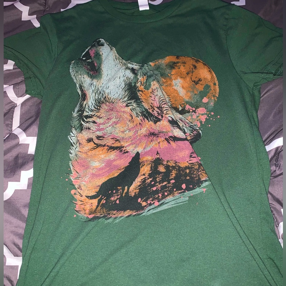 Green wolf shirt